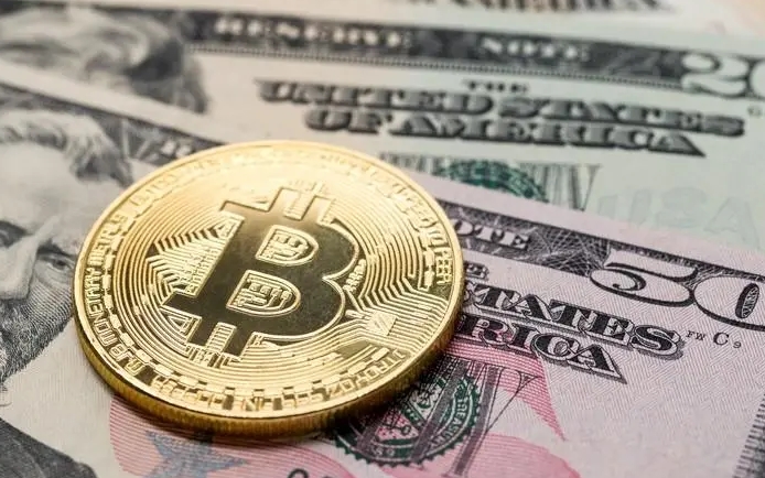 Bitcoin stabilește un nou record istoric, depășind 120.000 de dolari