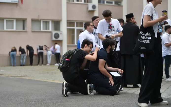 Generația tinerilor pasionați de rețele sociale a obținut rezultate remarcabile la Bacalaureat