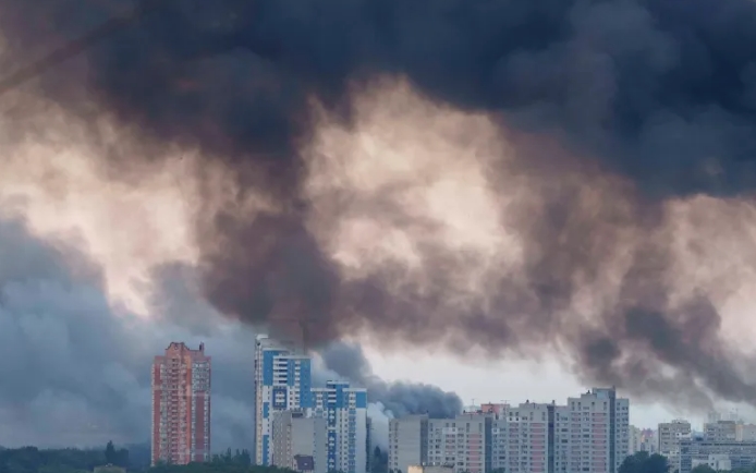 Kievul în flăcări după atacul nocturn al Rusiei